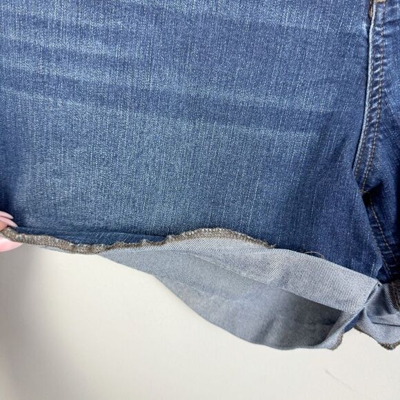 NEW YORK & COMPANY | Denim Blue Jean Cuffed Shorts Women’s Plus Size 18 - Picture 4 of 7